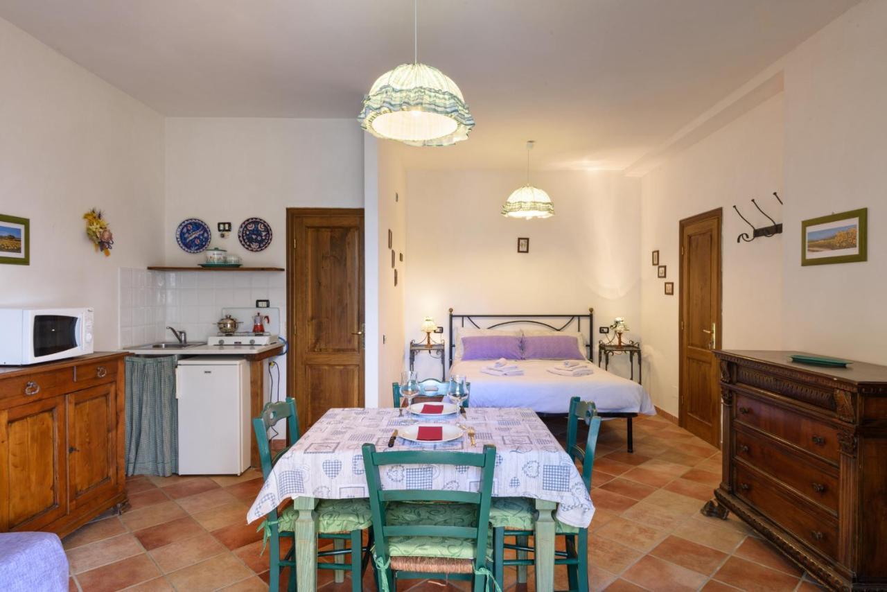 Agriturismo "Crocino In Chianti" ガイオーレ・イン・キアンティ エクステリア 写真