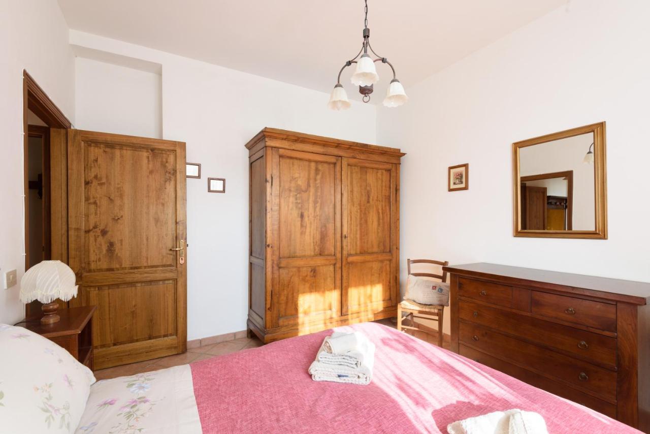 Agriturismo "Crocino In Chianti" ガイオーレ・イン・キアンティ エクステリア 写真